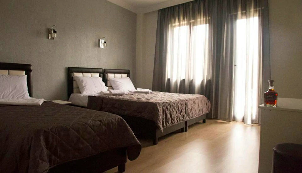 هتل ایبریا باتومی